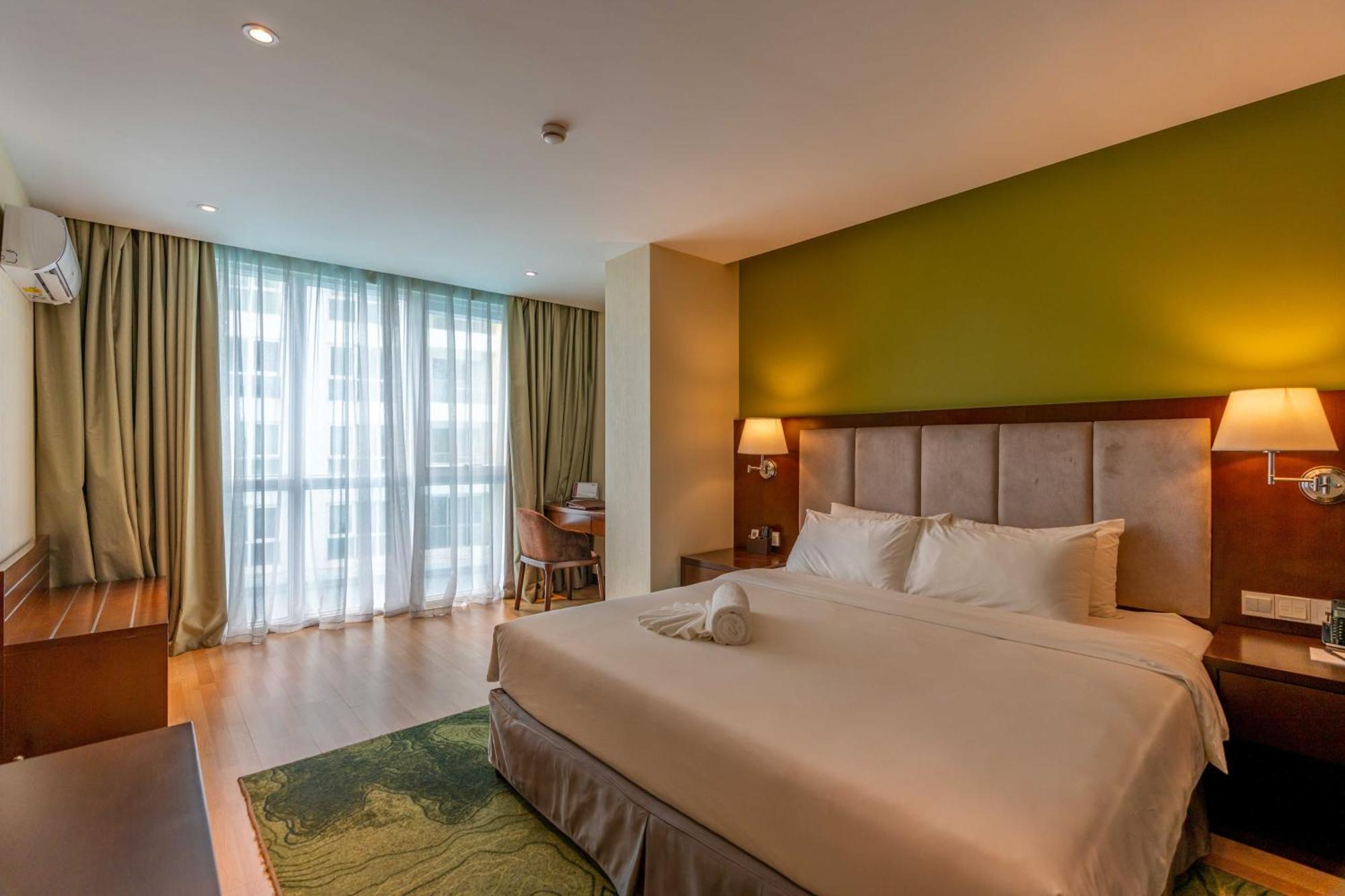 Olympia City Hotel By Dara Phnom Penh Exteriör bild