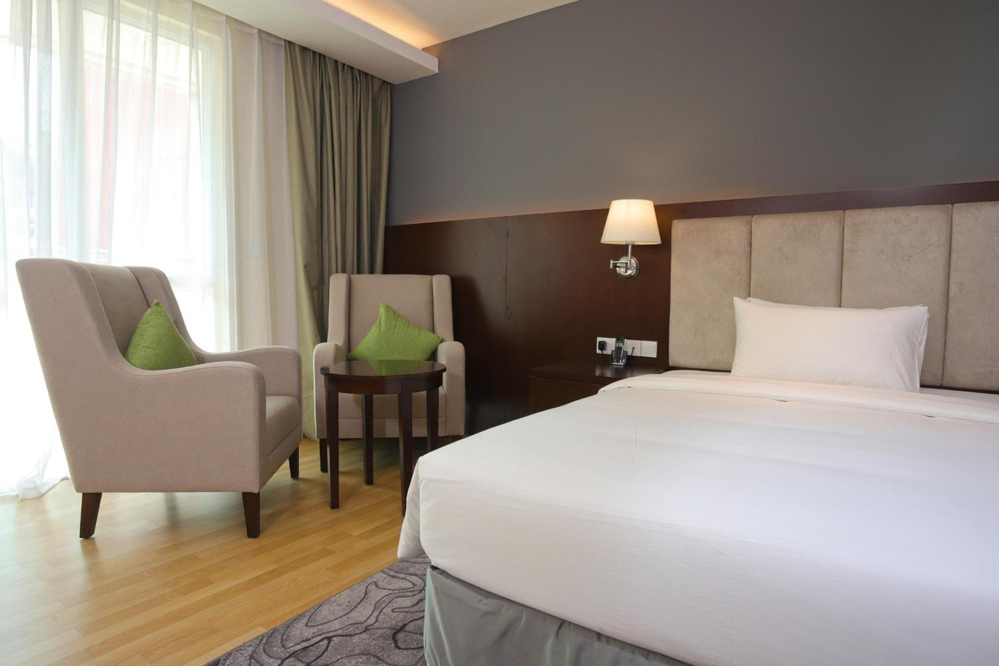 Olympia City Hotel By Dara Phnom Penh Exteriör bild