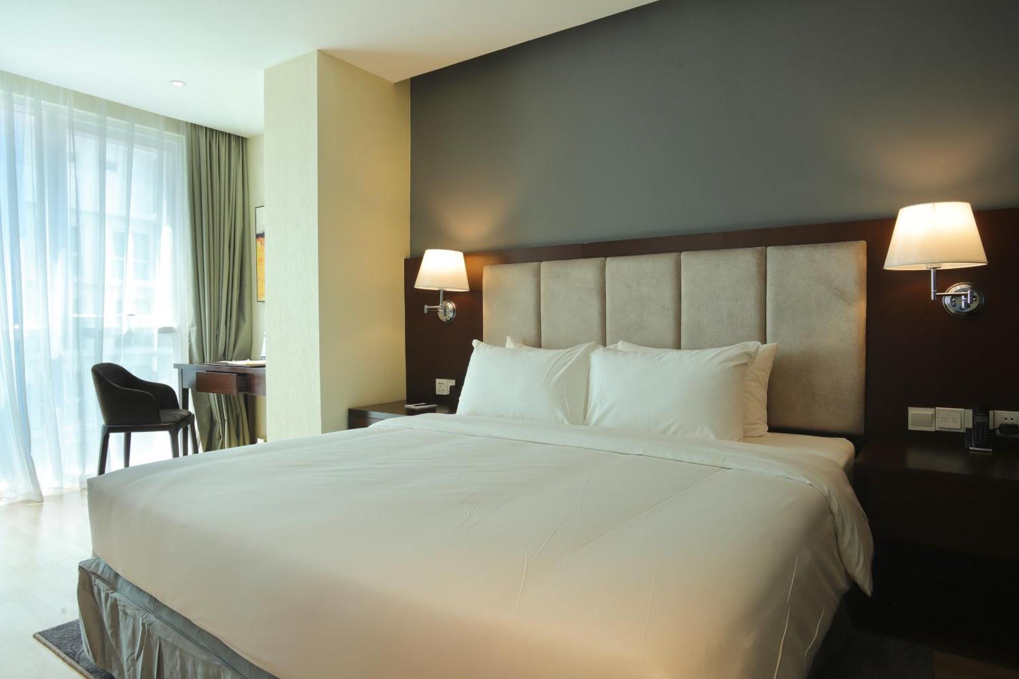 Olympia City Hotel By Dara Phnom Penh Exteriör bild