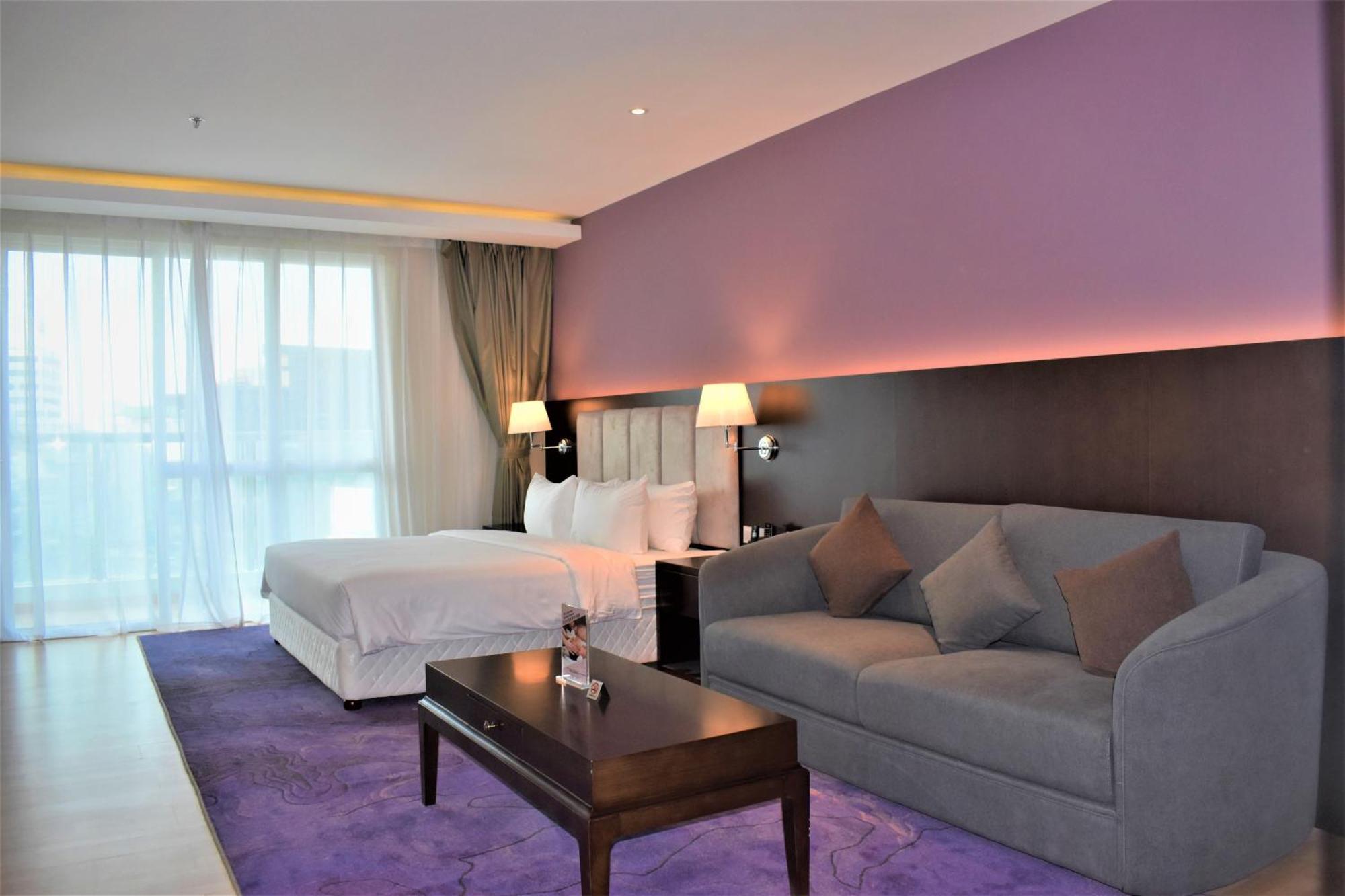 Olympia City Hotel By Dara Phnom Penh Exteriör bild